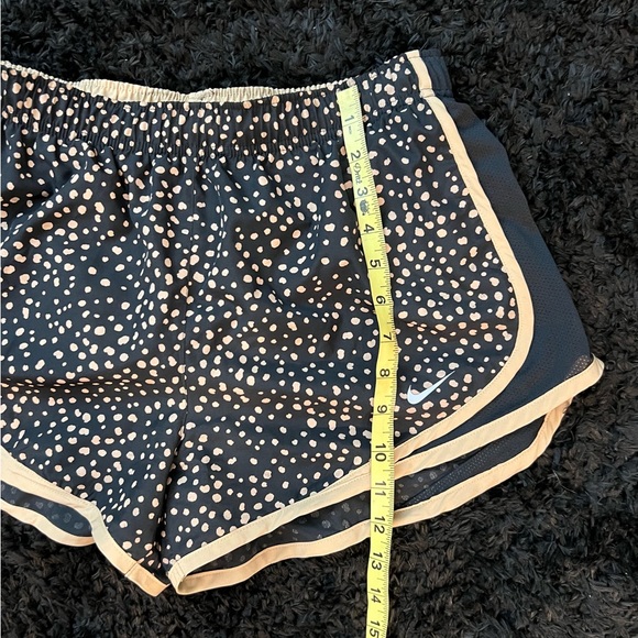 NIKE Dri-Fit Tempo Running Shorts NWOT - Picture 8 of 10